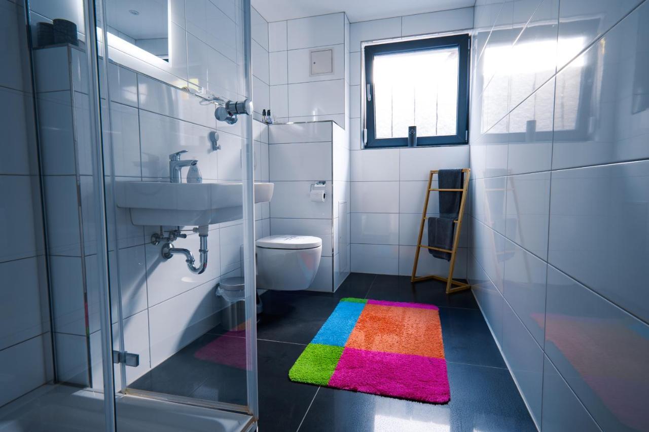 Apartment Wow! Lage! Schoene 2-zimmer Wohnung! *