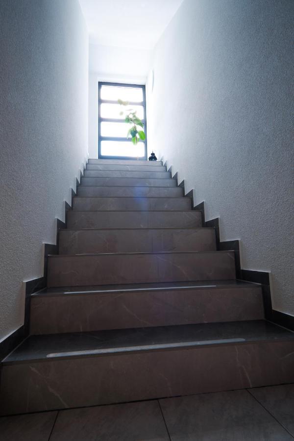 Wow! Lage! Schöne 2-zimmer Wohnung! Weisweil (Emmendingen)